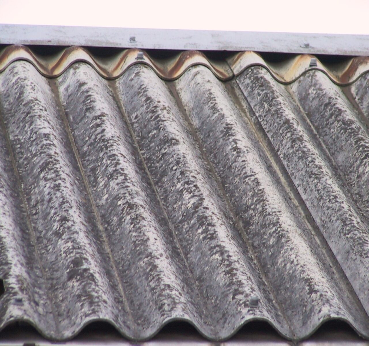 Empresa de retirada de tejados de amianto en madrid